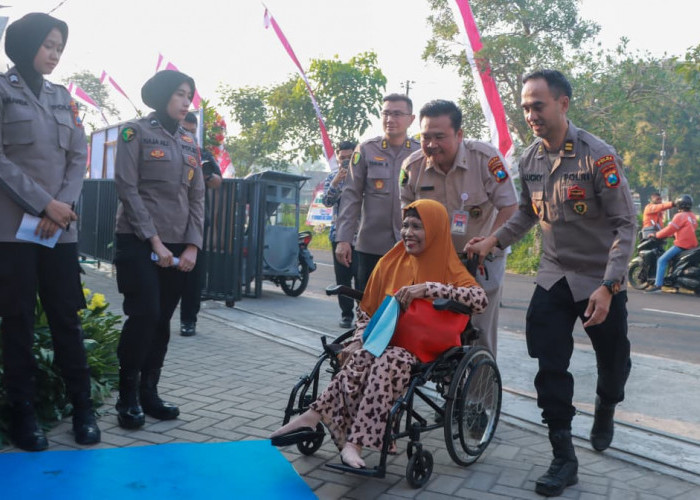 Polda Jatim Beri Layanan Kesehatan Gratis untuk 2.500 Warga Jombang