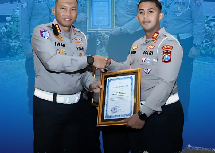 Dirlantas Polda Jatim Beri Penghargaan Satlantas Polres Probolinggo