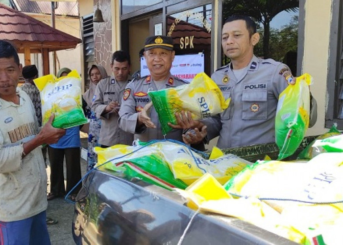Dukung Stabilitas Harga Beras, Polisi Probolinggo Gelar Pasar Murah di 21 Polsek