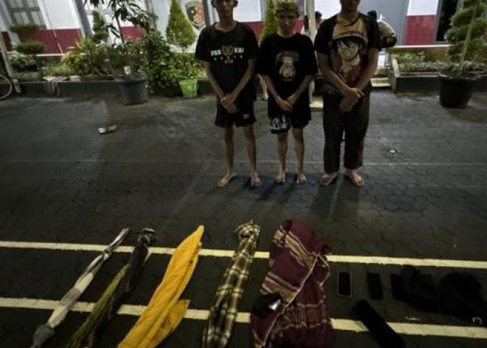 Patroli Gabungan Polsek Bubutan Amankan 3 Remaja Pelaku Perang Sarung