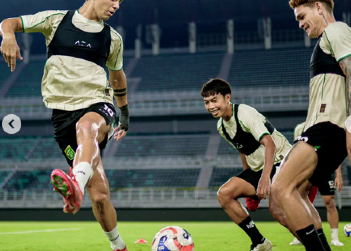 Big Match Pekan Ini Persebaya vs Persib, Tuan Rumah Patut Waspada