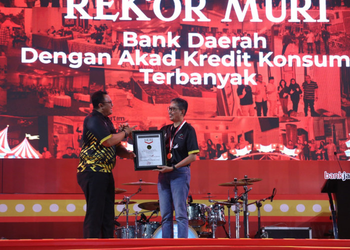 Tim MURI Bangga Acara HUT Ke-63 Bank Jatim