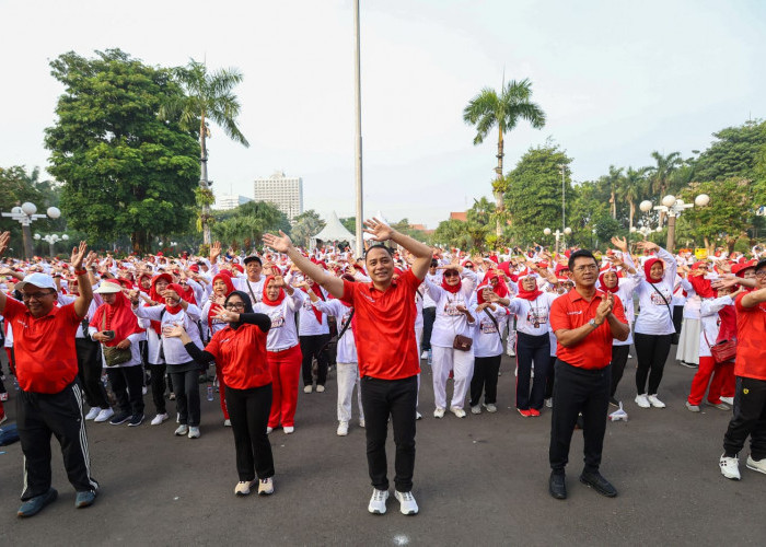 Pemkot Surabaya dan Bank Jatim Gelar Senam Lansia untuk Tingkatkan Angka Harapan Hidup