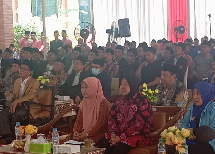 Di Hadapan Kader PDI-P Matraman, Risma Soroti Persoalan Pendidikan di Jatim