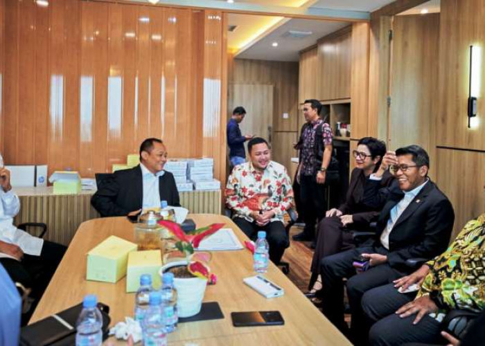 Bupati dan Dewan Pasuruan ke Senayan Bahas Nasib Warga Alas Tlogo