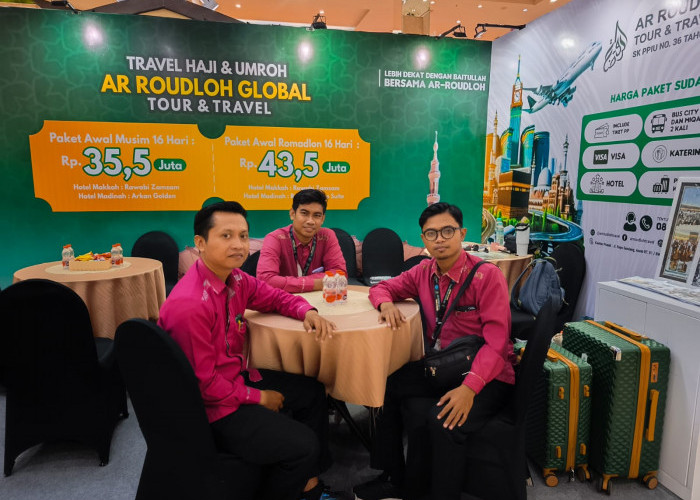 Ar Roudloh Global Tour & Travel Langsung Closing 3 jemaah di Hari Pertama Haji Umrah Expo 2026 