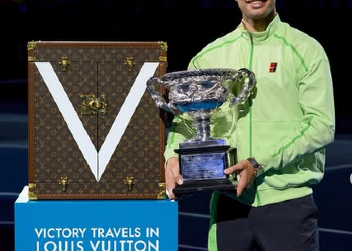Alcaraz Ukir Sejarah, Tumbangkan Djokovic dan Lengkapi Karier Grand Slam 