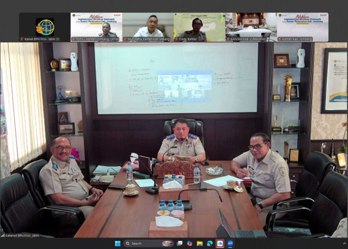 Sukseskan Pencanangan GEMAPATAS, Kepala Kanwil BPN Provinsi Jawa Timur Pimpin Rapat Persiapan Pelaksanaan