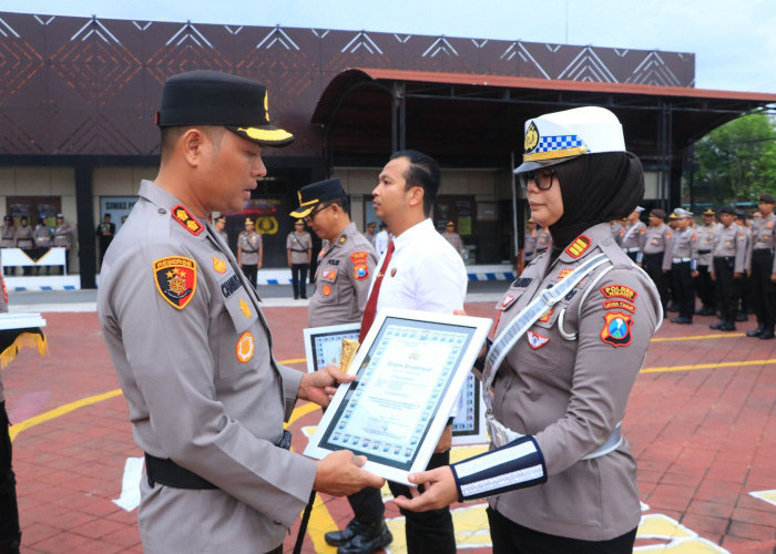36 Anggota Polres Ngawi Raih Penghargaan atas Prestasi dan Dedikasi Luar Biasa