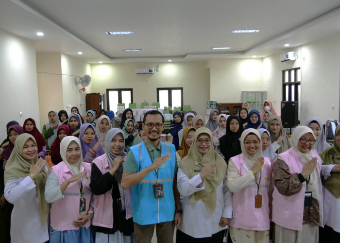 Cegah Stunting dari Masa Kehamilan, PLN Indonesia Power UBP Grati Beri PMT 40 Ibu Hamil di Lekok