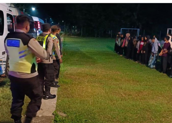 Polsek Balen Kawal Latihan Bersama Siswa PSHT