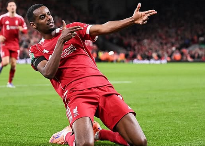 Isak Cedera Usai Bobol Spurs, Liverpool Diliputi Kekhawatiran