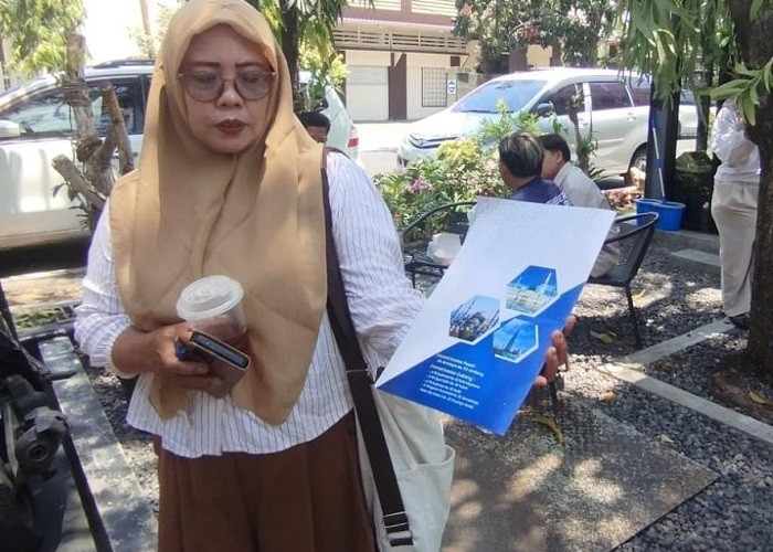 Gagal Berangkat, 50 Jemaah Umrah Laporkan Pemilik Travel Annisa Ahmada ke Mapolda Jatim