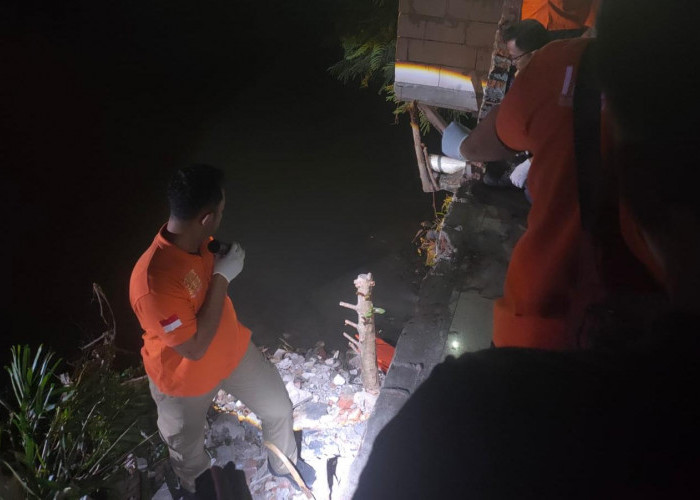 Jasad Bayi Laki-laki Ditemukan di Kali Brantas Wonokromo Surabaya