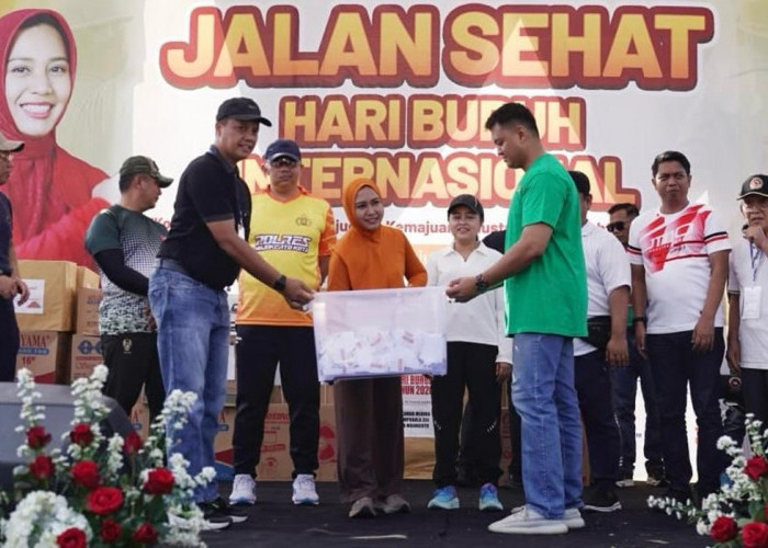 May Day 2026 di Kota Mojokerto, Ribuan Buruh dan Pengusaha Jalan Sehat Bersama