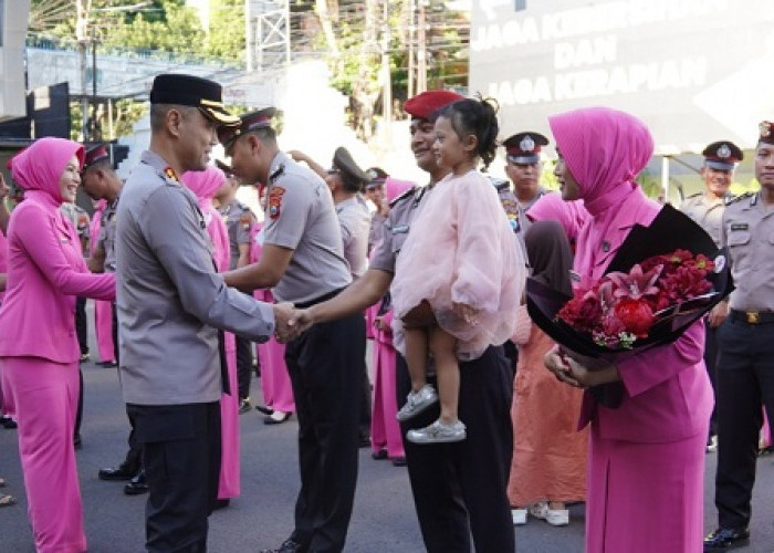 52 Personel Polresta Malang Kota Naik Pangkat, Kombes Putu Kholis Tekankan Tanggung Jawab