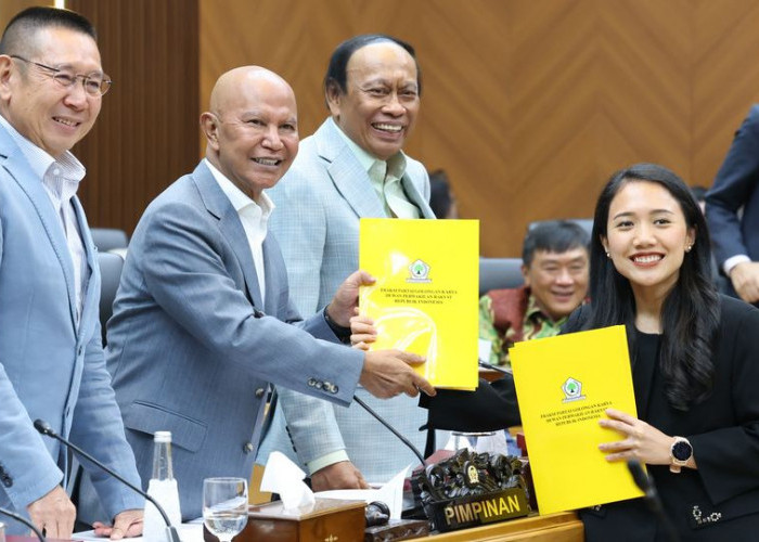 Puteri Komarudin Dorong Percepatan Penyusunan Rencana Induk Pelindungan Pantura