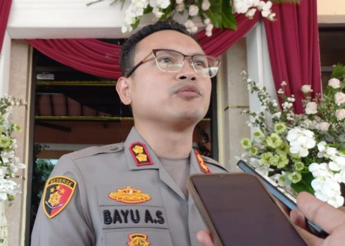 Polisi Gunakan Scientific Investigation, Ungkap Pembunuhan Satu Keluarga di Situbondo