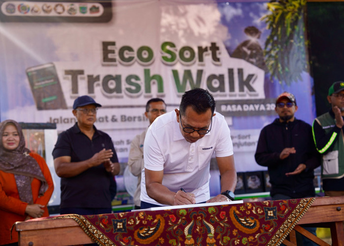 Wali Kota Batu Ajak Masyarakat Budayakan Pilah Sampah dari Rumah