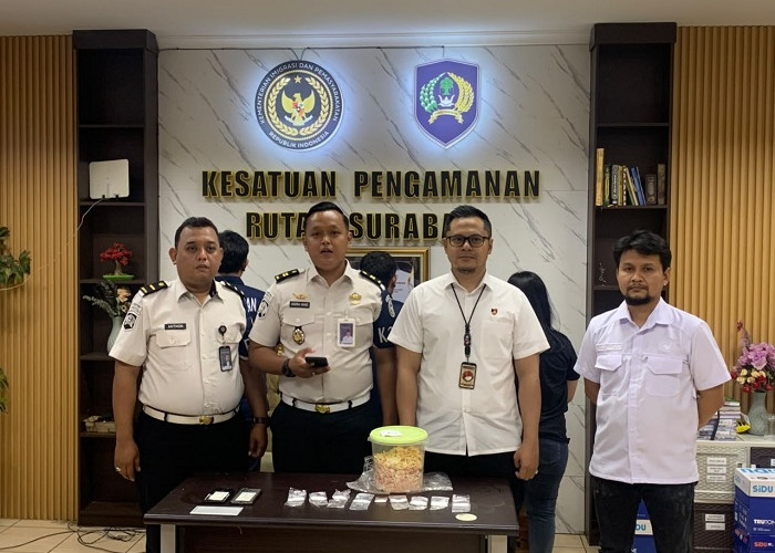 Rutan Kelas I Surabaya Gagalkan Penyelundupan Sabu di Toples Bercampur Kerupuk