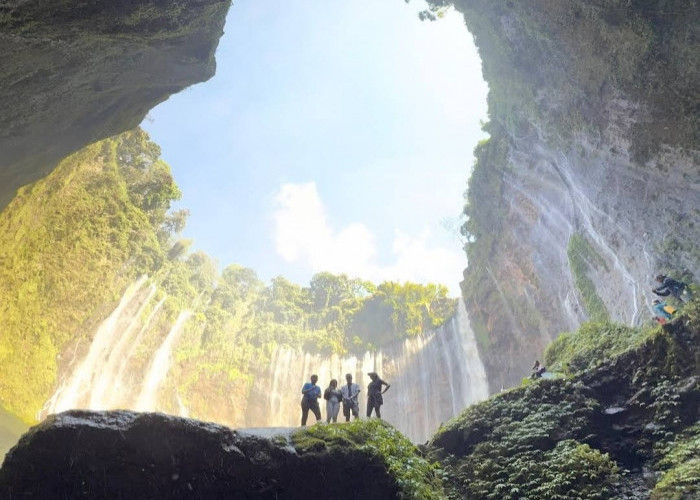 Bantah Tudingan Pungli, Pengelola Coban Sewu Tegaskan Legalitas Penarikan Tarif di Dasar Sungai