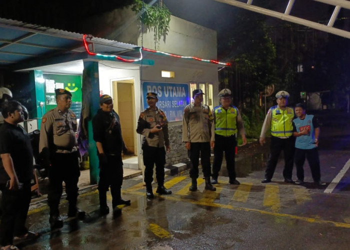 Polsek Wonocolo Intensifkan Patroli Malam, Jaga Keamanan Warga