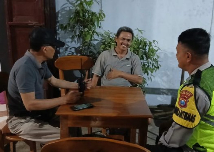 Jaga Kondusifitas Wilayah, Kapolsek Campurdarat Sambangi Tokoh Perguruan Silat