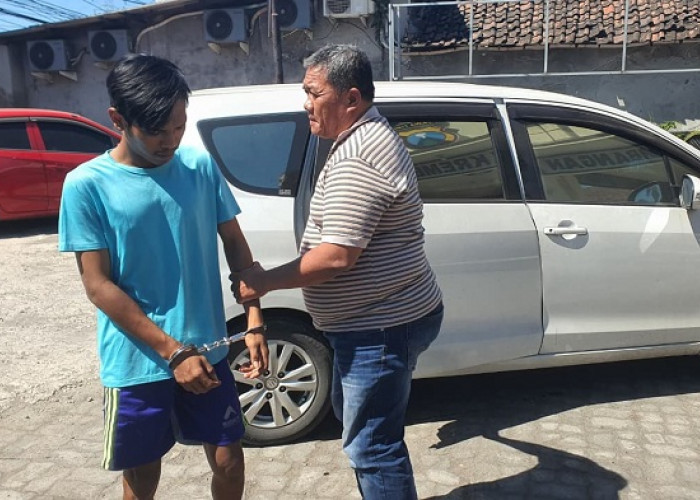 Gondol Motor Mahasiswi saat Mandi, Warga Krembangan Diringkus