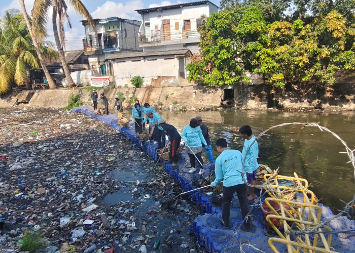 56 Ton Sampah Diangkat dari Kali Mrutu Surabaya, Lohjinawi Ajak Ubah Perilaku Warga