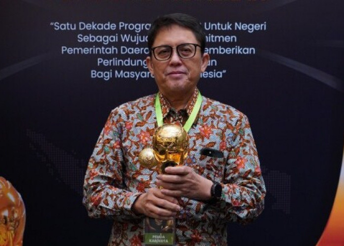 Bojonegoro Raih UHC Award Kategori Utama dengan Capaian 99,92 Persen