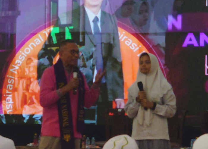 Di Hadapan Ribuan Santriwati, Dahlan Iskan Bongkar Rahasia Financial Freedom di MBI Big Fair 17