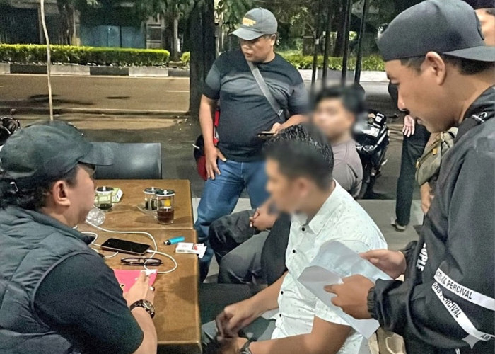 Diduga Memeras, 4 Debt Collector Dibekuk Polres Pasuruan Kota 