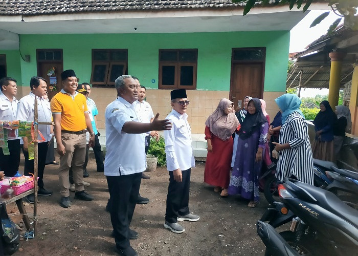 Segel SDN Jeladri 1 Winongan Dibuka, Wabup: Silakan Digugat di Pengadilan