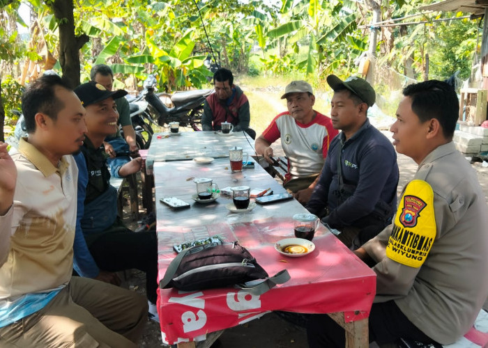 Antisipasi Kenakalan Remaja di Musim Libur Sekolah, Plh. Kapolsek Wiyung Sambangi Warga Klumprik