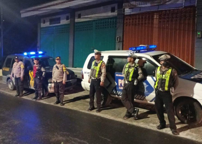 Patroli Blue Light Presisi Polsek Pakal Komitmen Wujudkan Surabaya Barat Aman dari Kejahatan Malam
