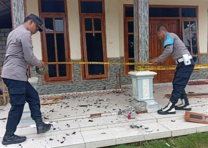 Rumah Warga Bantur Malang Rusak Akibat Bom Ikan Dilempar Orang Misterius
