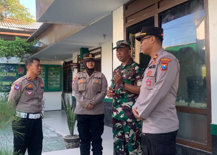 Perkuat Sinergitas TNI-Polri, Polsek Rungkut Bersama Polsek Gunung Anyar Sambangi Koramil