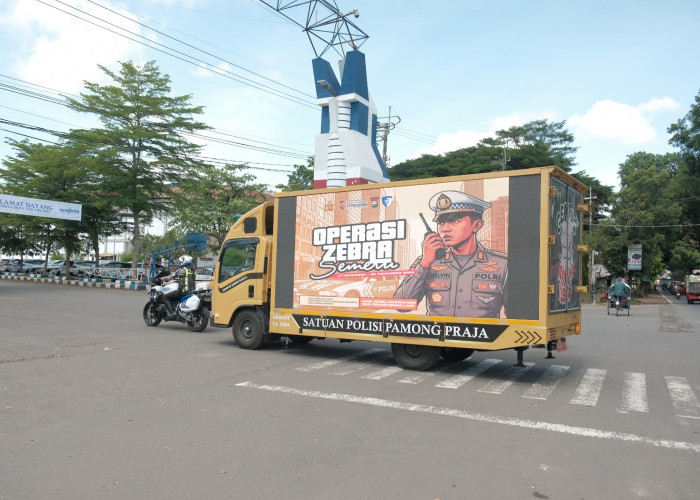 Satlantas Polres Malang Luncurkan Zebratron, Sosialisasi Operasi Zebra Lewat Videotron Keliling