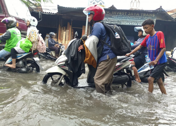 Atasi Kerusakan Menahun, Jalan Tanjungsari Bakal Di-rigid Beton Setelah Masalah Banjir Tuntas