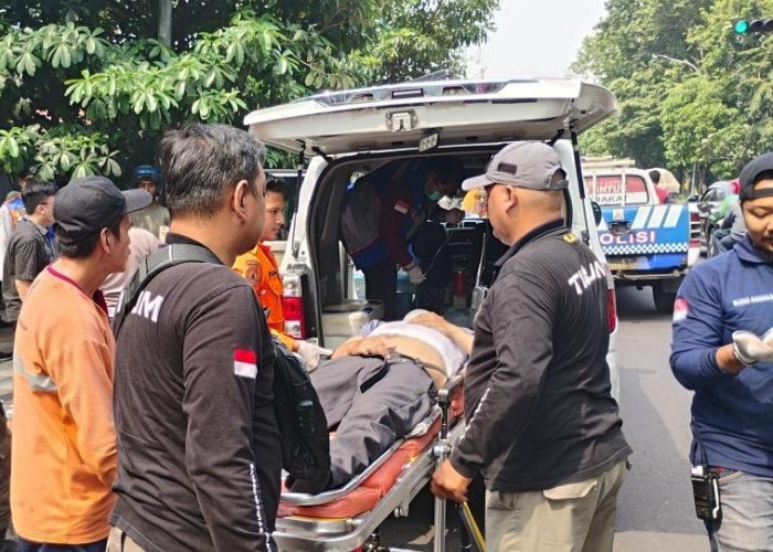 Polisi Ungkap Kecelakaan Truk Tabrak Xpander di Perak Timur, Ini Penyebabnya 