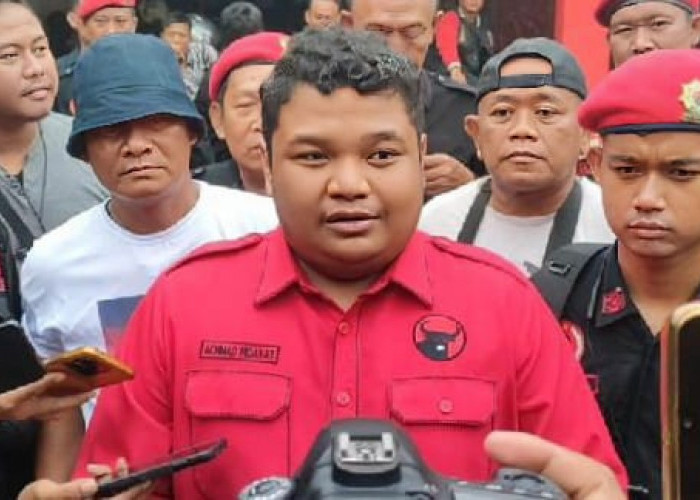 Ramai Posisi Ketua Dewan, PDIP: Lho Ketua DPRD Surabaya Pak Adi Sutarwijono
