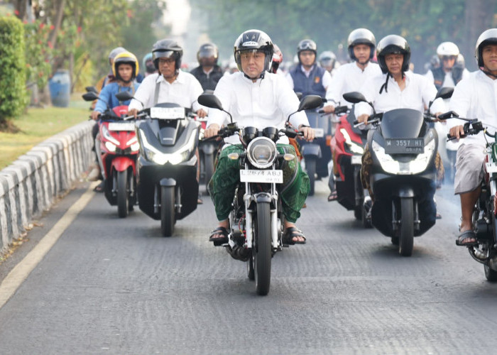 Peringati Hari Santri Nasional, Kapolresta Sidoarjo Gelar Motoran Santun Bareng Santri Ponpes Manba'ul Hikam