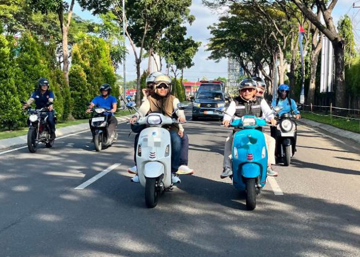 Bupati Sidoarjo Meriahkan Scooter Riding di Lanudal Juanda