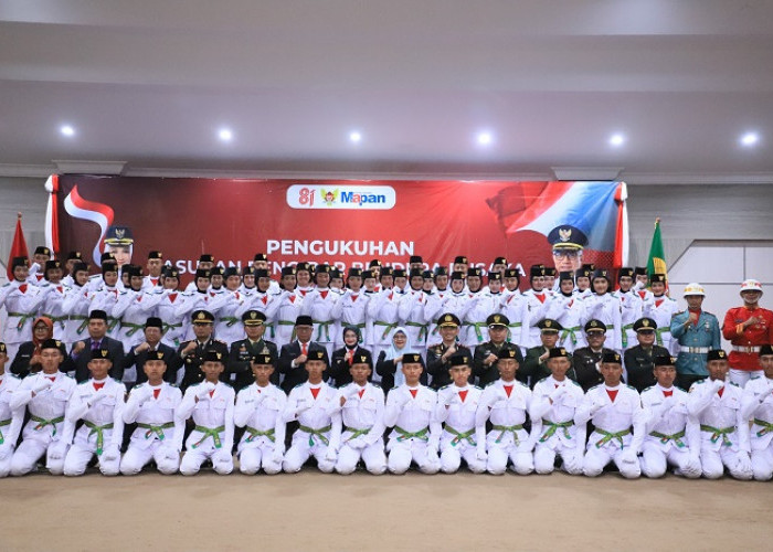 Paskibra Kota Kediri Resmi Dikukuhkan, Kapolres Tekankan Nasionalisme dan Disiplin