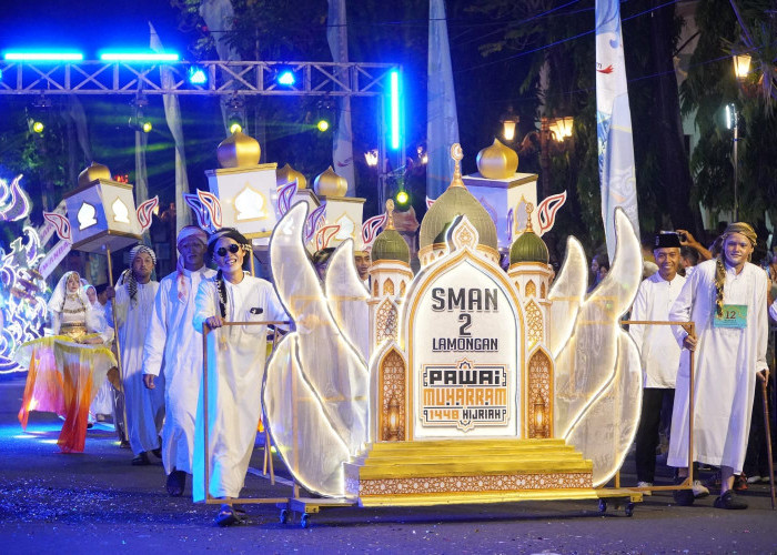 Refleksi Spiritual 1 Muharam 1448 H, Bupati Yuhronur Efendi Pimpin Doa Bersama dan Lepas Pawai Lampion Massal