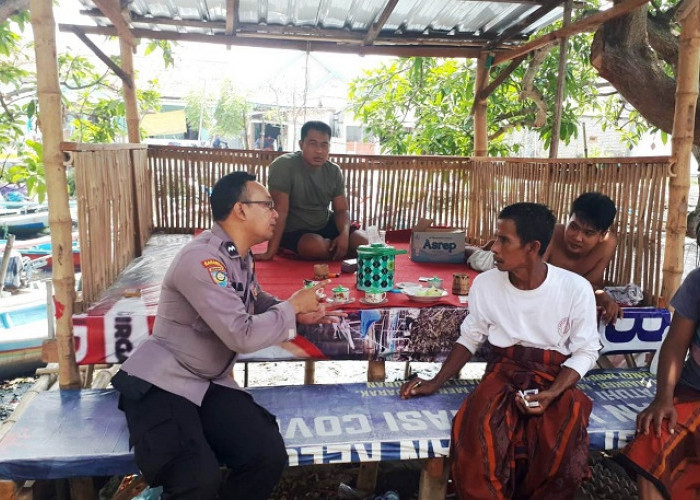 Sambang Desa, Satbinmas Polres Bangkalan Edukasi Nelayan Bandaran Jaga Ekosistem Laut