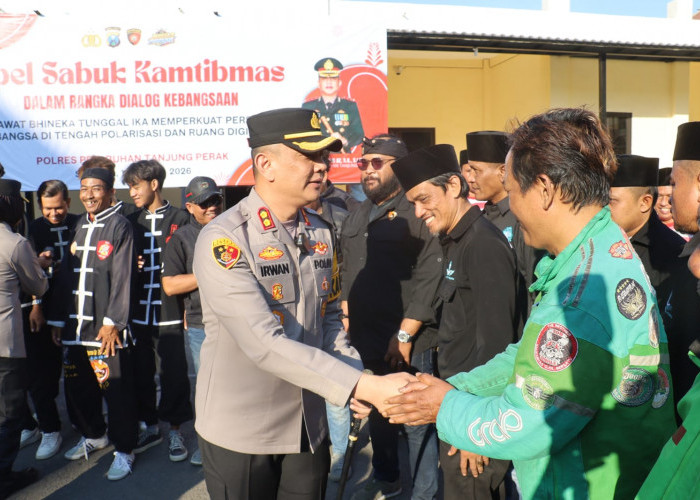 Apel Sabuk Kamtibmas, Kapolres AKBP Irwan Kurniawan Ajak Warga Jogo Perak