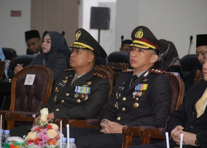 AKBP Anggi Ikuti Sidang Paripurna DPRD Kota Kediri, Dengarkan Pidato Kenegaraan Presiden 