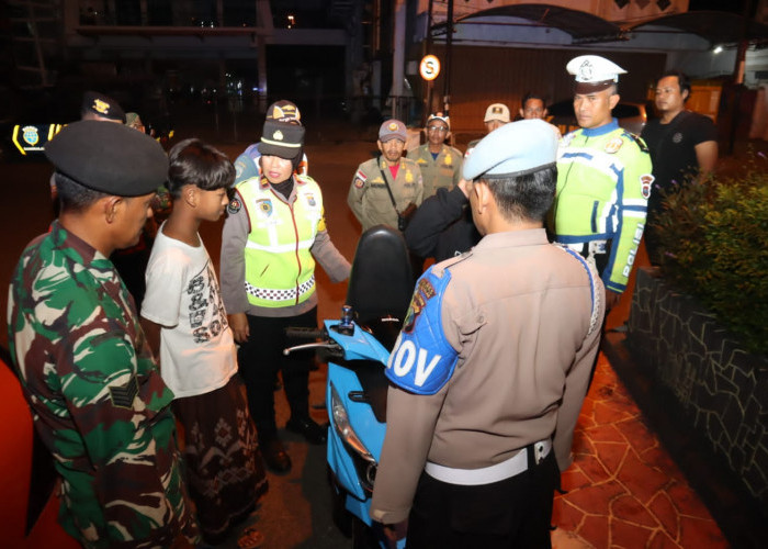 Polres Bangkalan Masifkan Patroli Sahur on the Road