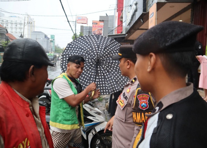 Polres Pelabuhan Tanjung Perak Tertibkan Jukir Liar Demi Kenyamanan Publik Surabaya
